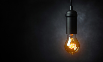 Vintage light bulb background