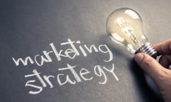 estratégia de marketing em inglês
