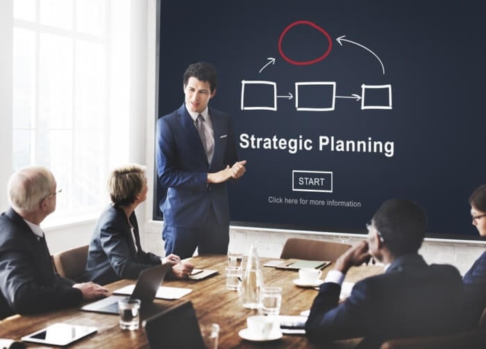 reunião de equipe sobre planejamento estratégico