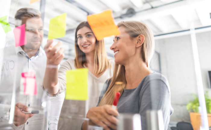 Design Thinking: O Que É, Etapas e Como Aplicar na Empresa?