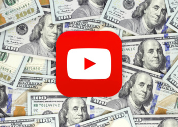 logo da plataforma youtube com notas de capital ao fundo