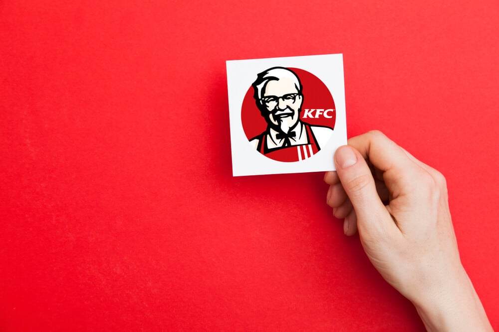 logotipo da empresa KFC como exemplo do uso de mascotes 