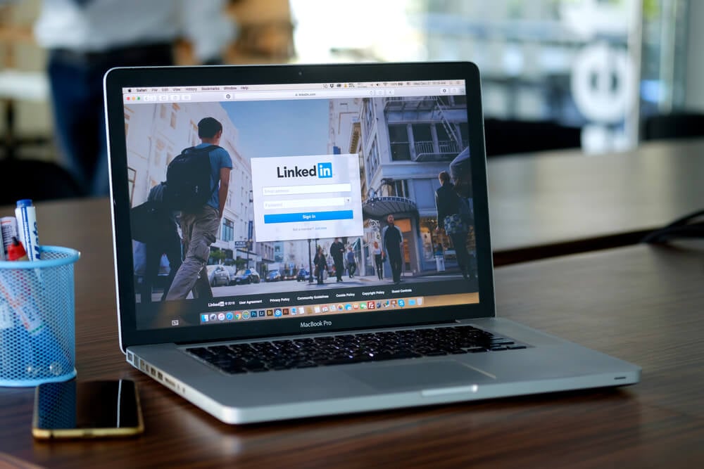 linkedin como exemplo de ferramenta auxiliar do key account