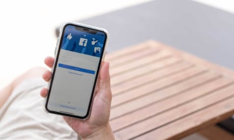 login no app mobile do facebook