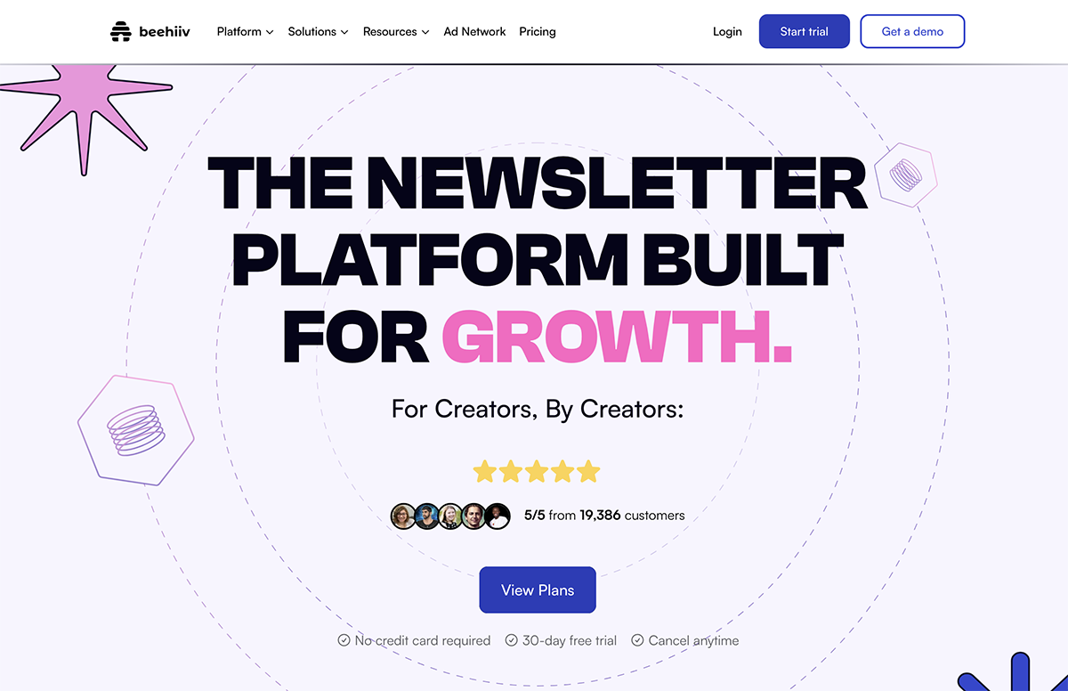 Beehiiv landing page to view plans.