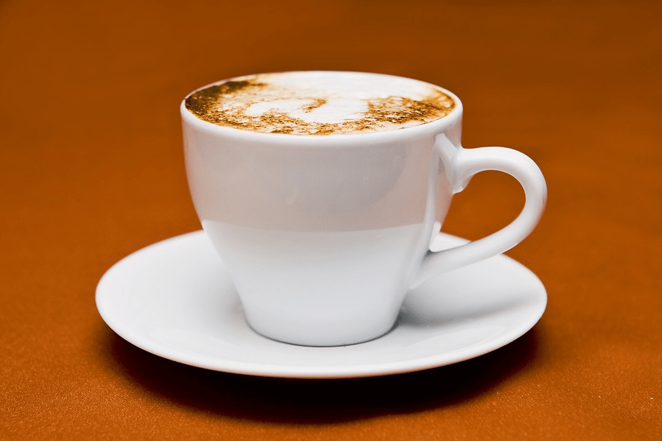 google imagem: fotografia de xícara de café retirada de um banco de imagem