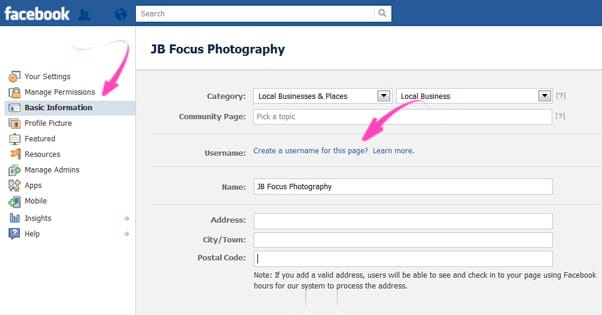 Demonstrating how to create a username for a Facebook page