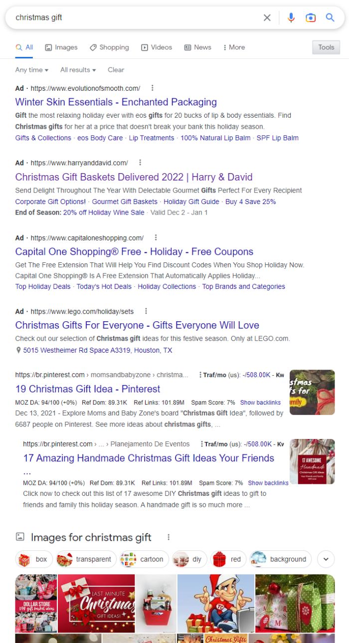 Google results for the term "christmas gift". 