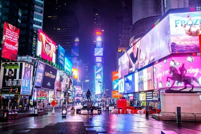 Picture of Times Square. 